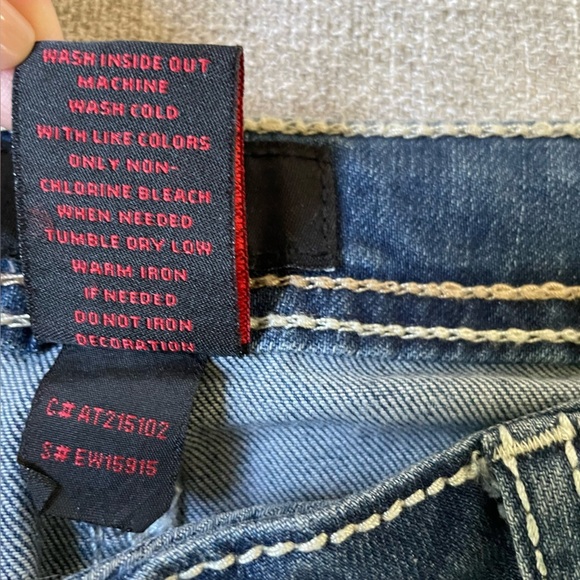 NWT Earl Straight Leg Medium Wash Embellished Pockets Zip Button Jeans Pants - Picture 13 of 13